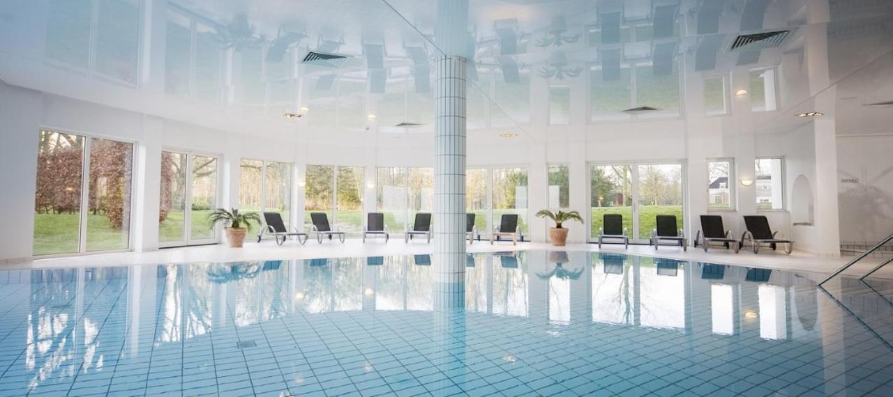 Koetshuis Landgoed Lauswolt Villa Beetsterzwaag Buitenkant foto